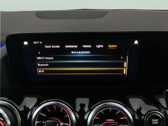 Mercedes-Benz EQA EQA 250 66.5kWh AMG Line (190 ps) - REVERSE CAM - NAV - ALCANTAR