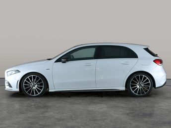 Mercedes-Benz A Class 2.0 A200d Exclusive Edition 8G-DCT (150 ps) - LED - REVERSE CAM 