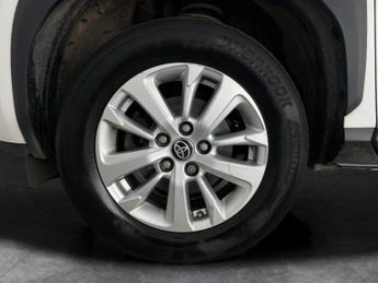 Toyota Yaris Cross 1.5 VVT-h Icon E-CVT (116 ps) - LANE TRACE ASSIST - LANE DEPARTU