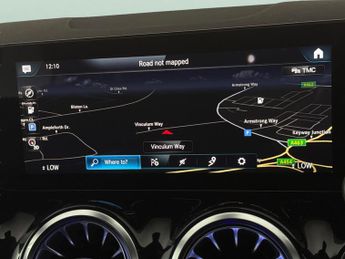 Mercedes-Benz EQA EQA 250 66.5kWh AMG Line (190 ps) - ADAPTIVE LIGHTS - HEATED LEA