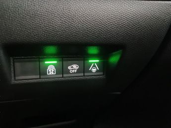 Peugeot 208 1.2 GT Premium e-DSC6 (145 ps) - 360 CAM - LED - REVERSE CAM