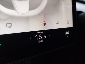 Tesla Model 3 (Dual Motor) Long Range 4WDE (346 ps) - HEATED WHEEL - KEYLESS