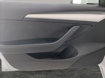 Tesla Model 3 (Dual Motor) Long Range 4WDE (346 ps) - HEATED WHEEL - KEYLESS