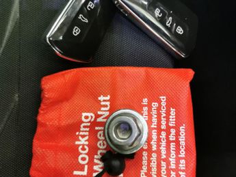 Cupra Born 58kWh V2 (204 ps) - HEATED SEATS - ALCANTARA - BLUETOOTH
