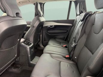 Volvo XC90 2.0h T8 Recharge 18.8kWh Plus Plug-in 4WD (455 ps) - SURROUND VI