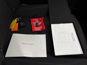 Volvo C40 Recharge 69kWh Core (231 ps) - ADAPT CRUISE - CARPLAY - PARK ASS