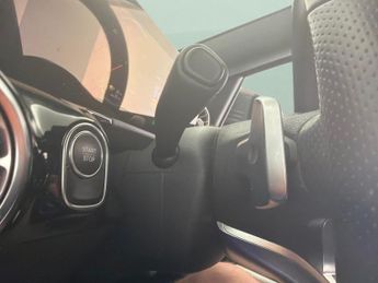 Mercedes-Benz EQA EQA 250+ 70.5kWh AMG Line (190 ps) - ADAPTIVE LIGHTS - HEATED LE