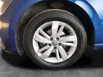 Volkswagen Polo 1.0 TSI SE DSG (95 ps) - SD CARD MEDIA INPUT - PRIVACY GLASS