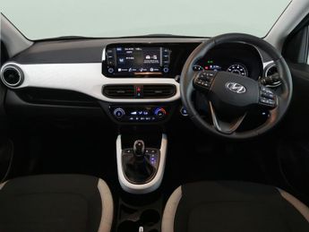 Hyundai i10 1.0 Premium (67 ps) - HEATED STEERING - LANE DEPARTURE  - WIFI