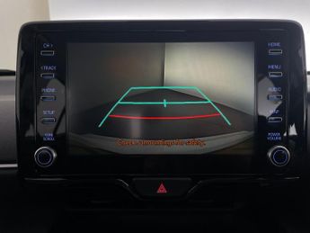 Toyota Yaris Cross 1.5 VVT-h Icon E-CVT (116 ps) - LANE TRACE ASSIST - LANE DEPARTU