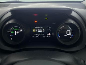 Toyota Yaris Cross 1.5 VVT-h Icon E-CVT (116 ps) - LANE TRACE ASSIST - LANE DEPARTU