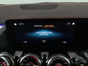 Mercedes-Benz EQA EQA 250 66.5kWh AMG Line (190 ps) - REVERSE CAM - NAV - ALCANTAR