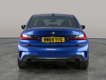 BMW 3 Series 2.0 320d M Sport xDrive (190 ps) - SUN PROTECTION GLASS - LEATHE