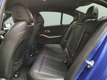BMW 3 Series 2.0 320d M Sport xDrive (190 ps) - SUN PROTECTION GLASS - LEATHE