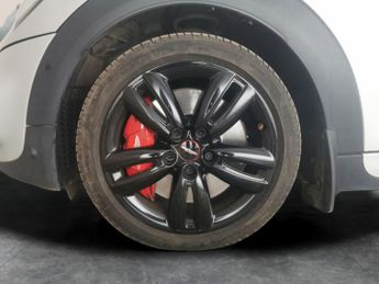 Mini Hatch 2.0 John Cooper Works Steptronic (231 ps) - HK AUDIO - HUD - PRI