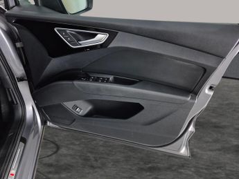 Audi Q4 E-tron 40 S line Sportback 82kWh (204 ps) - CARPLAY - LED - HEATED SEAT