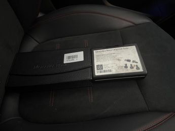 Mercedes-Benz EQA EQA 250 66.5kWh AMG Line (190 ps) - ADAPTIVE LIGHTS - HEATED LEA