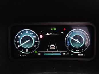 Hyundai Kona 64kWh Ultimate (10.5kW Charger) (204 ps) - REVERSE CAM - NAV - L