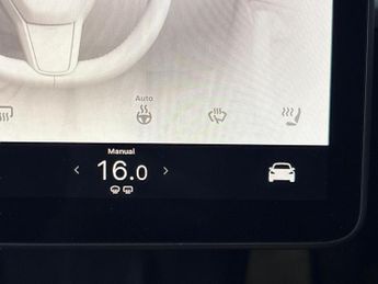 Tesla Model Y (Dual Motor) Long Range 4WDE (384 bhp) - LED - REVERSE CAM - NAV