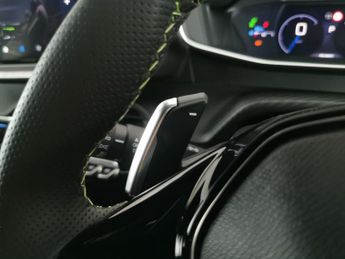 Peugeot 208 1.2 GT Premium e-DSC6 (145 ps) - CARPLAY - KEYLESS ENTRY - LED