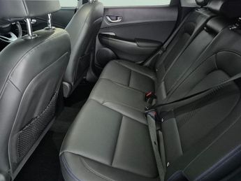Hyundai Kona 64kWh Ultimate (10.5kW Charger) (204 ps) - ACTIVE LANE ASSIST