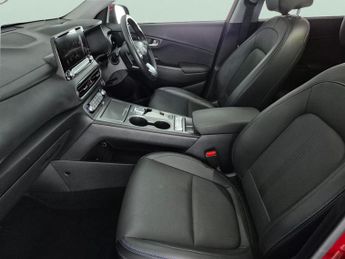 Hyundai Kona 64kWh Ultimate (10.5kW Charger) (204 ps) - ACTIVE LANE ASSIST