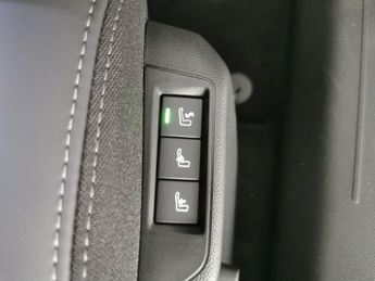 Peugeot 208 1.2 GT Premium e-DSC6 (145 ps) - CARPLAY - KEYLESS ENTRY - LED