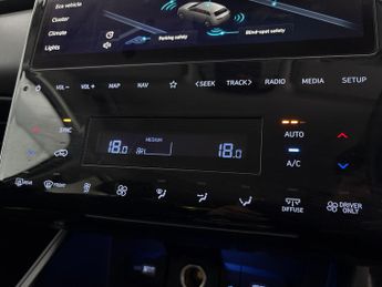 Hyundai Tucson 1.6 T-GDi 13.8kWh Premium Plug-in 4WD (265 ps) - REVERSE CAM - N