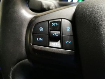 Ford Mustang Mach-e Standard Range 70kWh Automatic (269 ps) - NAV - HEATED STEERING