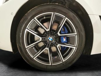 BMW i4 M60 83.9kWh Gran Coupe 4WD (601 ps) - PERFORATED SENSATEC - BLAC