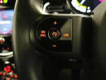 Mini Electric Hatch Cooper SE 32.6kWh Level 2 (184 ps) - MIRROR CAPS - YELLOW - ROOF