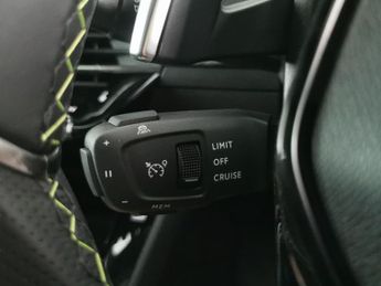 Peugeot 208 1.2 GT Premium e-DSC6 (145 ps) - 360 CAM - LED - REVERSE CAM