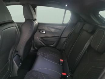 Peugeot 208 1.2 GT Premium e-DSC6 (145 ps) - 360 CAM - LED - REVERSE CAM