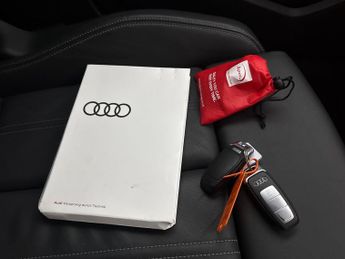 Audi A3 30 TFSI S Line S Tronic [Comfort+Sound] - LANE ASSIST - HEATED L