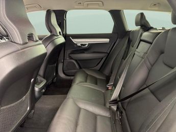 Volvo V90 2.0 T4 GPF Momentum (190 ps) - SENSUS SAT NAV - PARK ASSIST - LE