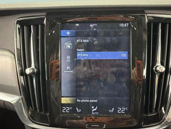 Volvo V90 2.0 T4 GPF Momentum (190 ps) - SENSUS SAT NAV - PARK ASSIST - LE