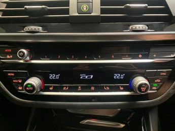 BMW X3 2.0 20d MHT M Sport xDrive (190 ps) - PARK ASSIST - REVERSE CAM 