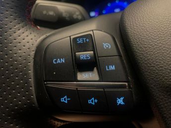 Ford Focus 1.5 EcoBlue ST-Line X (120 ps) - NAV - FORD SYNC3 - BLUETOOTH
