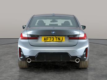 BMW 3 Series 2.0 330e 12kWh M Sport Plug-in (292 ps) - CARPLAY - ACTIVE LANE 