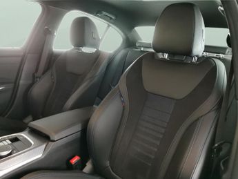 BMW 3 Series 2.0 330e 12kWh M Sport Plug-in (292 ps) - CARPLAY - ACTIVE LANE 