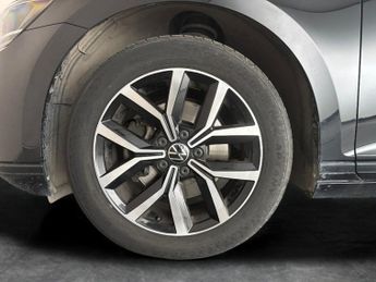 Volkswagen Passat 1.5 TSI EVO SEL DSG (150 ps) - PADDLE SHIFT - PARK SENSORS - AIR