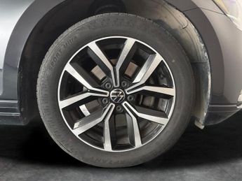 Volkswagen Passat 1.5 TSI EVO SEL DSG (150 ps) - PADDLE SHIFT - PARK SENSORS - AIR