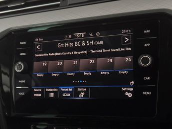 Volkswagen Passat 1.5 TSI EVO SEL DSG (150 ps) - PADDLE SHIFT - PARK SENSORS - AIR