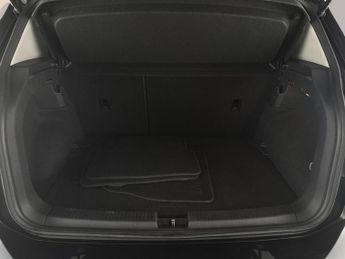 Volkswagen T-cross 1.0 TSI Black Edition DSG (110 ps) - PARK SENSORS - AIR CON - DA