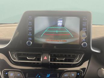 Toyota C-HR 1.8 VVT-h GPF Design CVT (122 ps) - HEATED SEATS - NAV