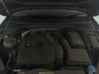 Volkswagen Passat 1.5 TSI EVO SEL DSG (150 ps) - PADDLE SHIFT - PARK SENSORS - AIR