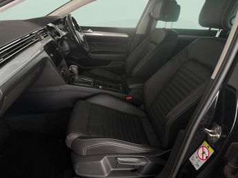 Volkswagen Passat 1.5 TSI EVO SEL DSG (150 ps) - PADDLE SHIFT - PARK SENSORS - AIR