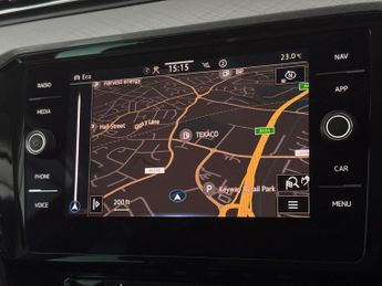 Volkswagen Passat 1.5 TSI EVO SEL DSG (150 ps) - PADDLE SHIFT - PARK SENSORS - AIR