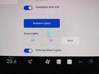 Tesla Model Y SUV RWD (346 ps) - HEATED STEERING - WIFI - BLIND SPOT ASSIST