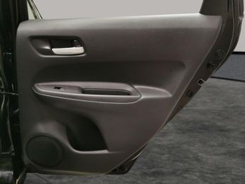 Honda Jazz 1.5 h i-MMD SE eCVT (109 ps) - SPEED LIMIT RECOG - CLIMATE CONTR